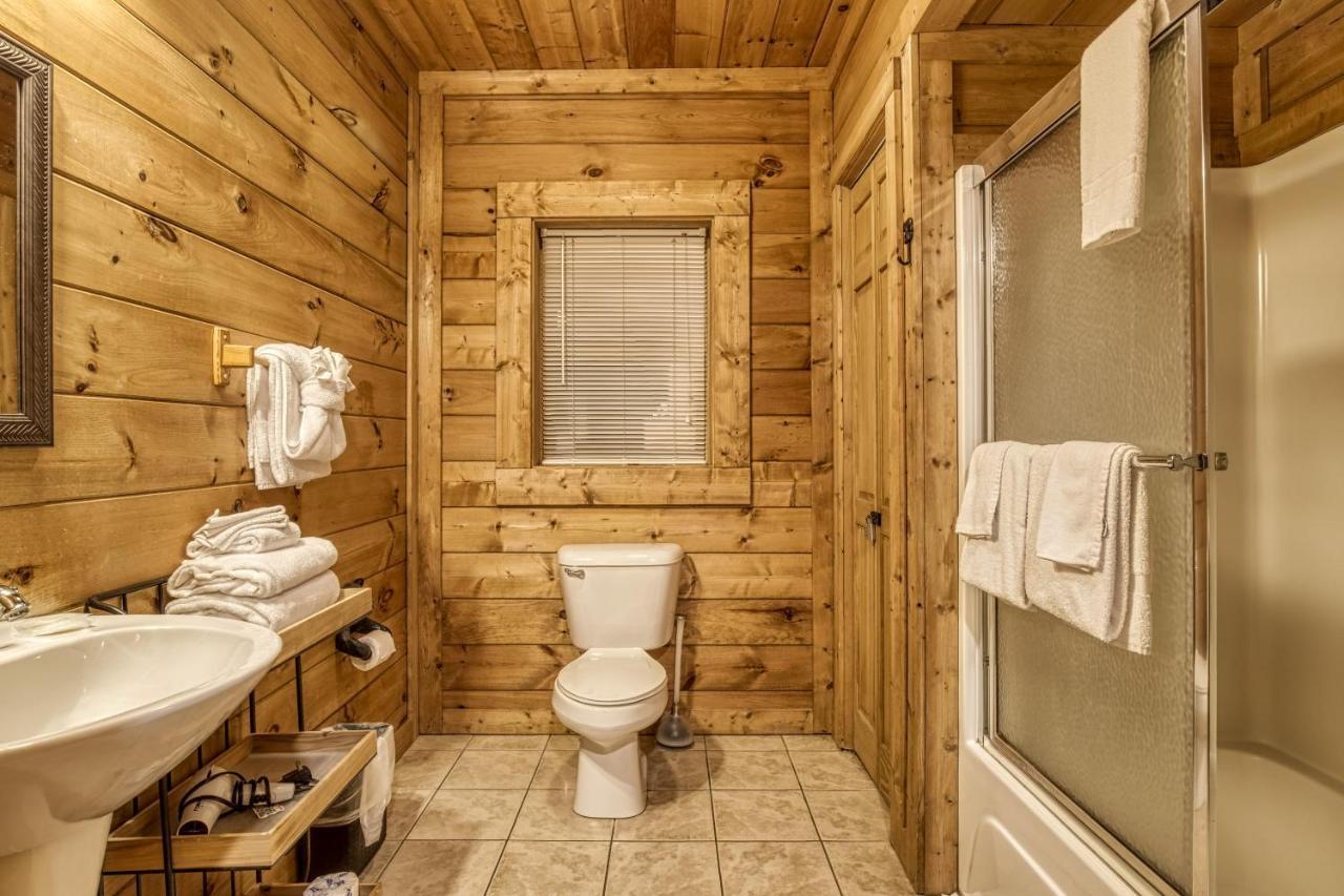 פיג'ן פורג' Bridgewood Cabin, Hot Tub, 1089 Of Free Attraction Tickets For Each Paid Day, Dollywood And More! מראה חיצוני תמונה