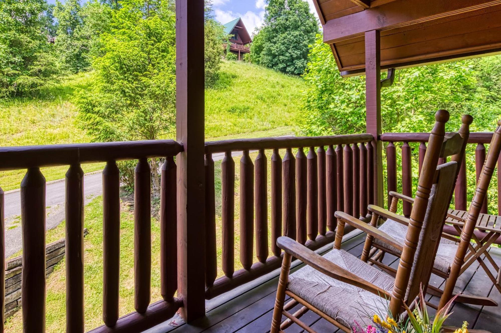 פיג'ן פורג' Bridgewood Cabin, Hot Tub, 1089 Of Free Attraction Tickets For Each Paid Day, Dollywood And More! מראה חיצוני תמונה